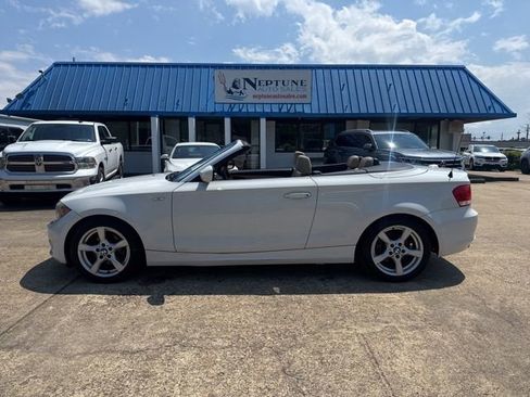 Used 2012 BMW 128i Convertible w/ Premium Pkg RWD image 8