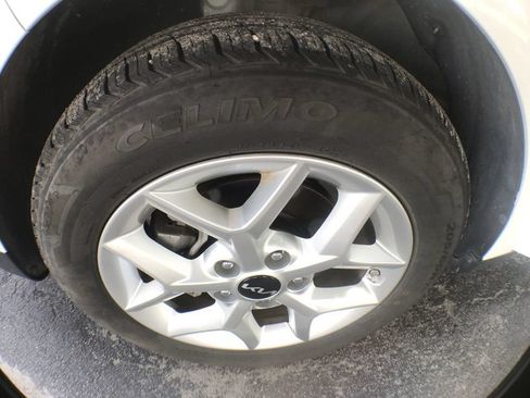 Used 2024 Kia Soul LX w/ Option Group 015 FWD image 10