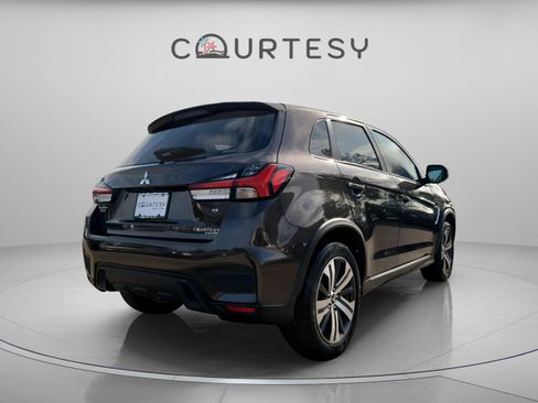 Used 2024 Mitsubishi Outlander Sport SE image 5