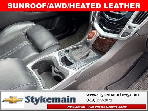 Used 2016 Cadillac SRX Luxury image 12