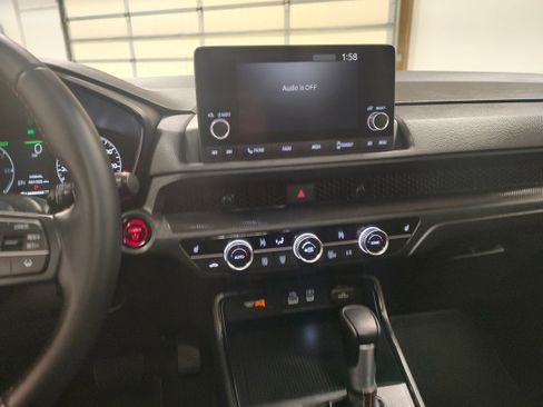 Used 2025 Honda CR-V Sport image 7