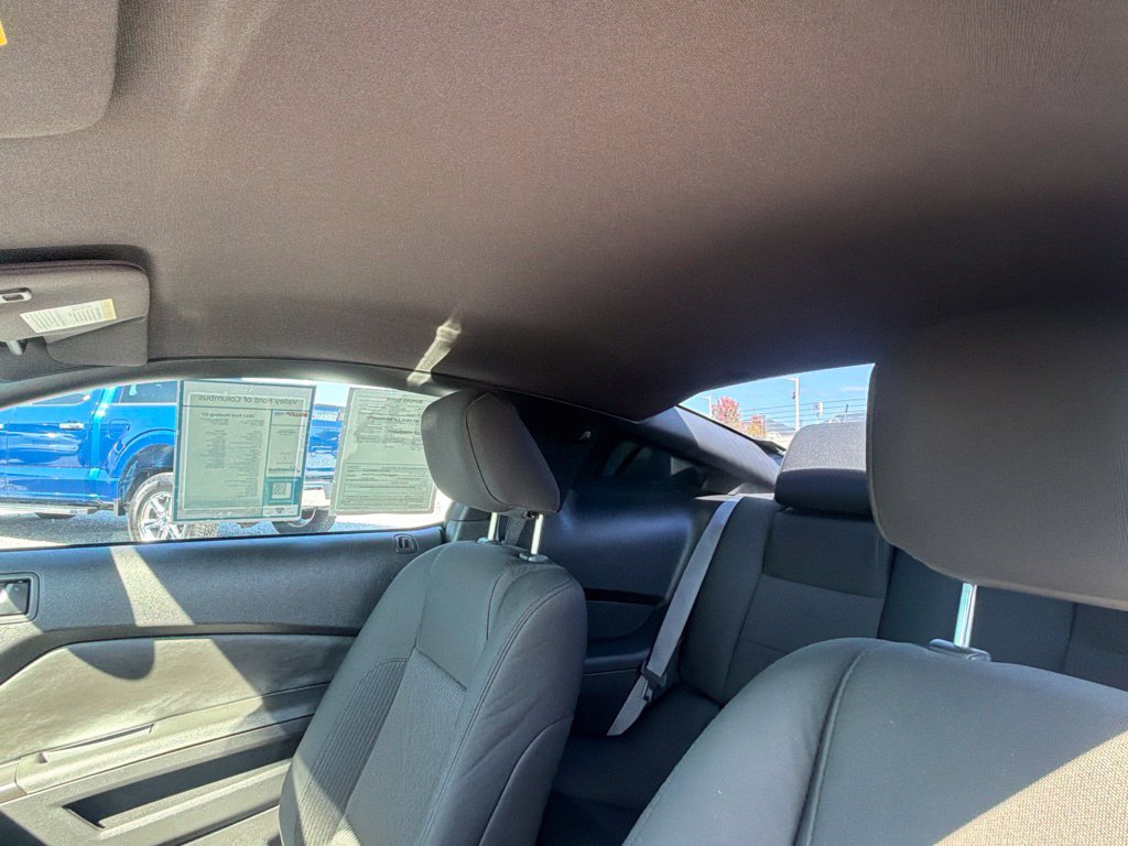 Used 2011 Ford Mustang GT RWD image 28