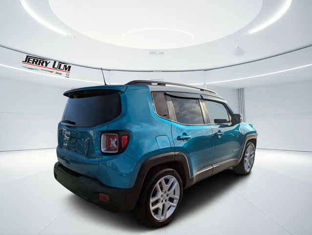 Certified 2021 Jeep Renegade Latitude FWD image 3