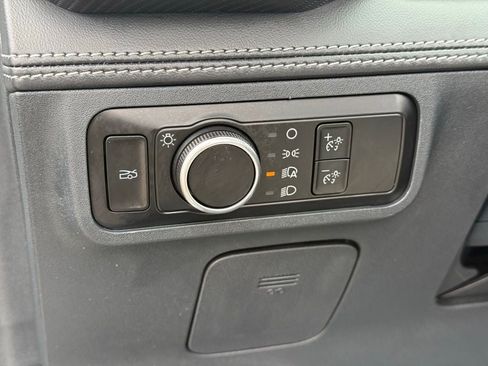 Used 2024 Ford Mustang Premium RWD image 35