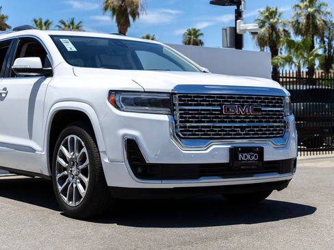 Used 2021 GMC Acadia Denali w/ Denali Ultimate Package AWD/4WD image 3