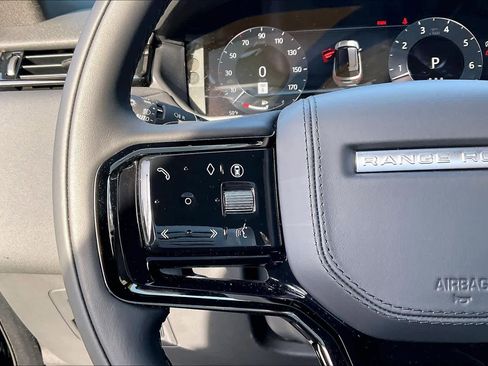 New 2026 Land Rover Range Rover Velar S image 17