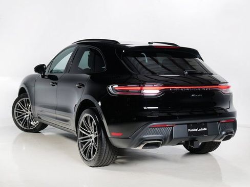 Certified 2026 Porsche Macan AWD/4WD image 3
