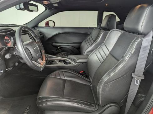 Used 2016 Dodge Challenger SRT Hellcat RWD image 12