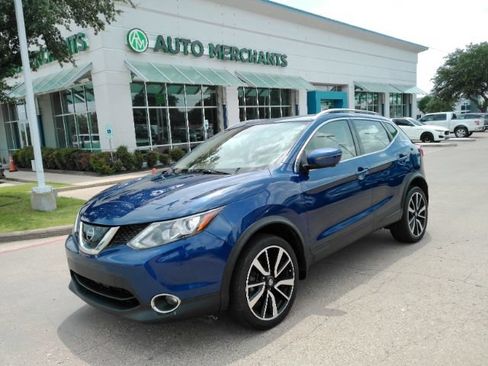 Used 2018 Nissan Rogue Sport SL w/ SL Premium Package FWD image 1