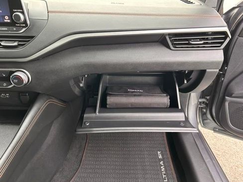 Used 2020 Nissan Altima 2.5 SR w/ Premium Package image 26