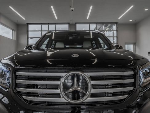 Certified 2026 Mercedes-Benz GLB 250 4MATIC image 23