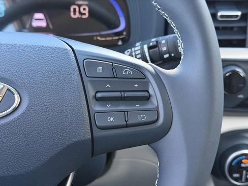 New 2026 Hyundai Venue SEL image 19