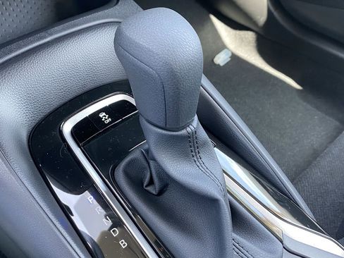 Used 2026 Toyota Corolla LE image 10