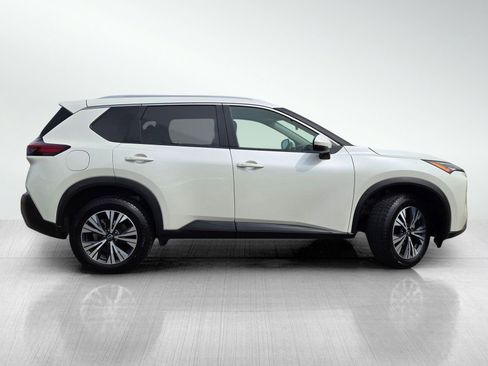 Used 2023 Nissan Rogue SV w/ SV Premium Package AWD/4WD image 3