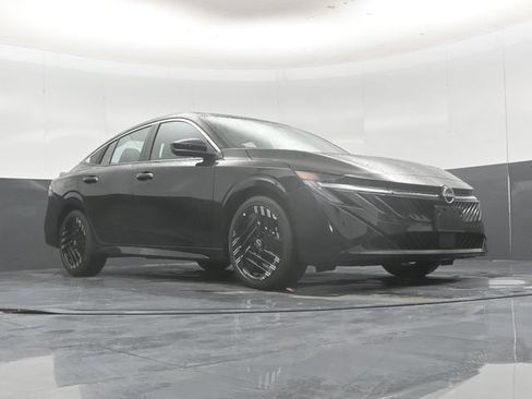 Used 2026 Nissan Sentra SR w/ Floor Mat Package FWD image 52