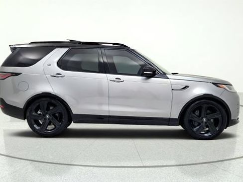 Used 2023 Land Rover Discovery S R-Dynamic AWD/4WD image 10