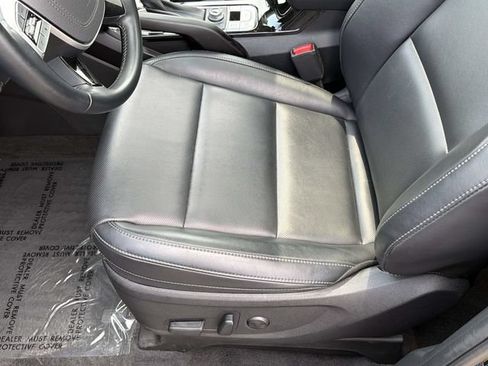 Used 2025 Kia Telluride S AWD/4WD image 14