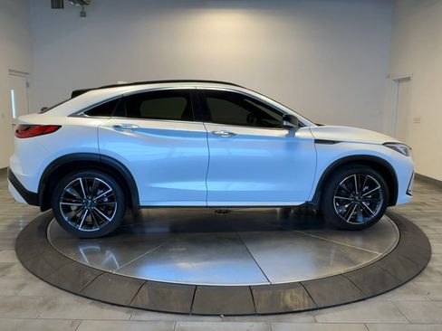 Certified 2025 INFINITI QX55 Essential AWD/4WD image 9