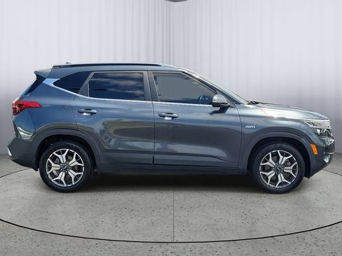 Used 2021 Kia Seltos EX AWD/4WD image 8