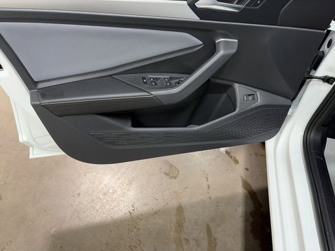 New 2026 Volkswagen Jetta SE image 13