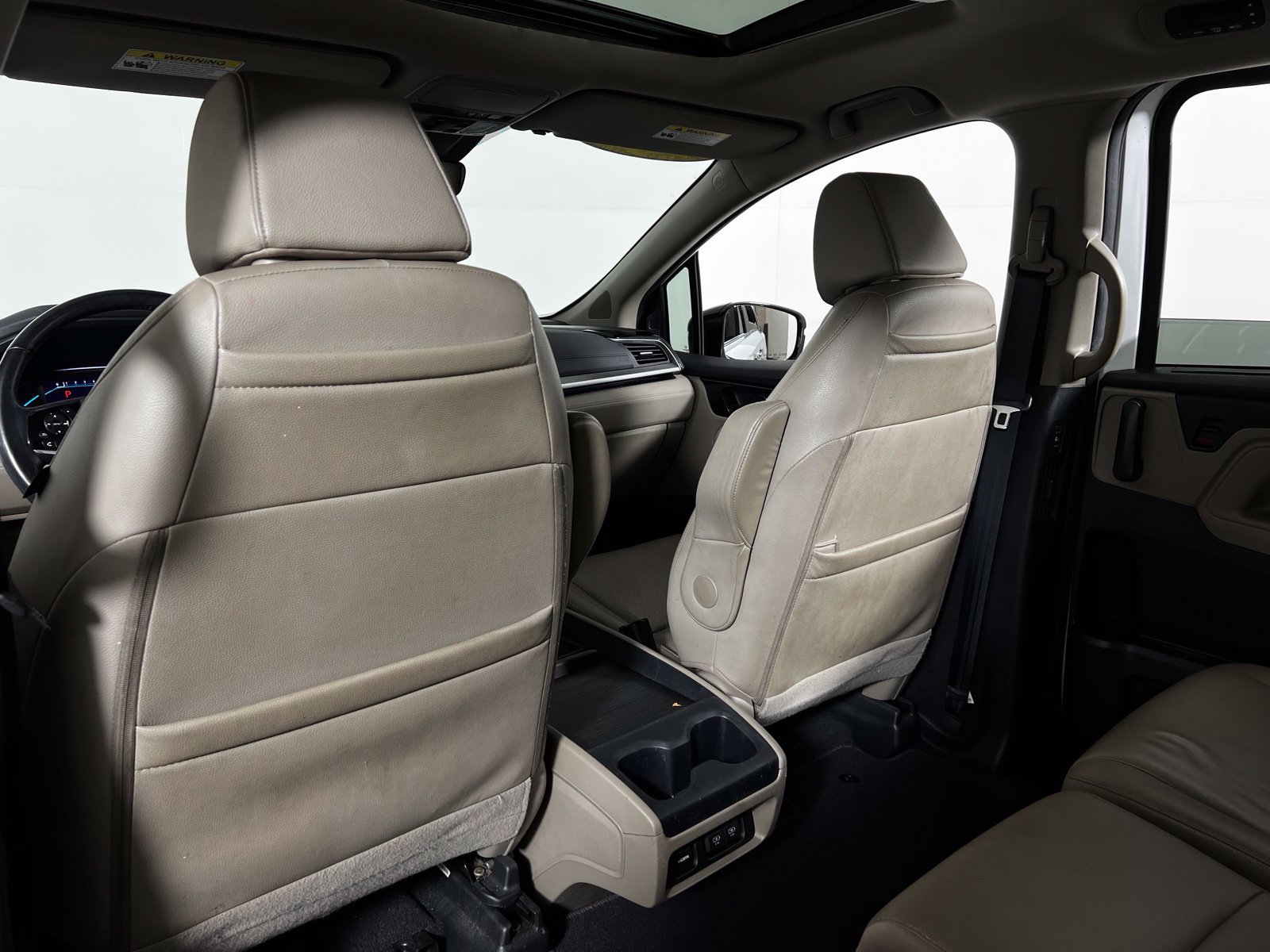 Used 2020 Honda Odyssey Elite image 24