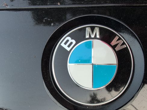 Used 2016 BMW 320i Sedan RWD image 8
