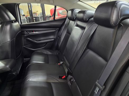Used 2024 MAZDA MAZDA3 s FWD image 14