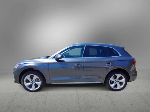 Used 2023 Audi Q5 2.0T Premium Plus w/ Premium Plus Package AWD/4WD image 5
