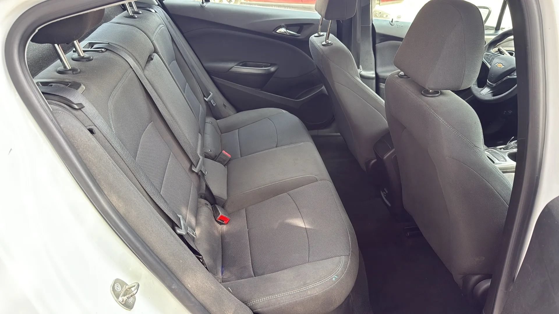 Used 2019 Chevrolet Cruze LT w/ LT Fleet Convenience Package FWD image 18