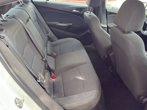 Used 2019 Chevrolet Cruze LT w/ LT Fleet Convenience Package FWD image 18