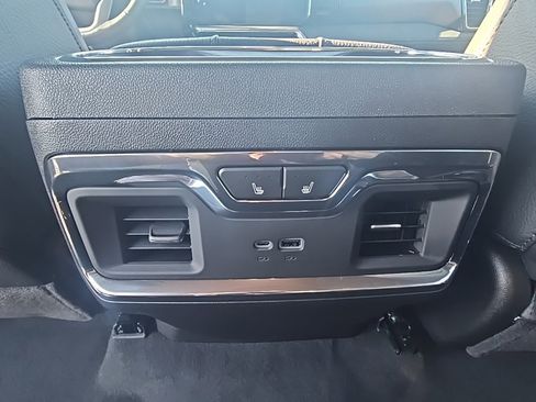 New 2025 GMC Sierra 1500 Denali image 12