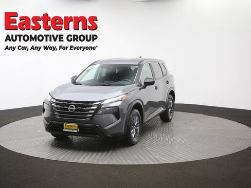 Used 2024 Nissan Rogue S AWD/4WD image 54