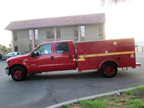 Used 2005 Ford F350 XL image 4