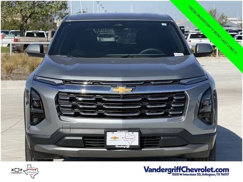 New 2026 Chevrolet Equinox LT w/ Safety and Technology Package FWD image 7