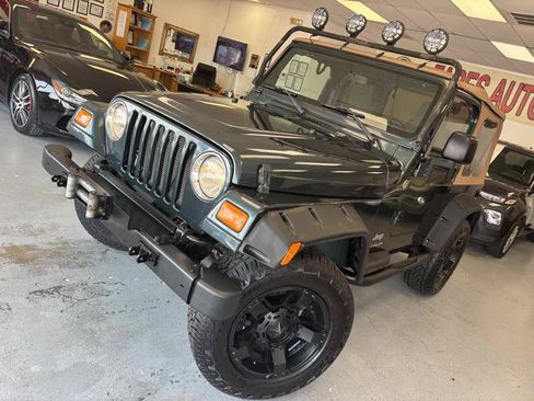 Used 2005 Jeep Wrangler SE AWD/4WD image 9