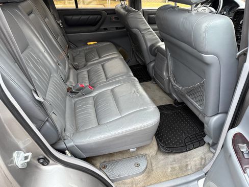 Used 2001 Toyota Land Cruiser image 20