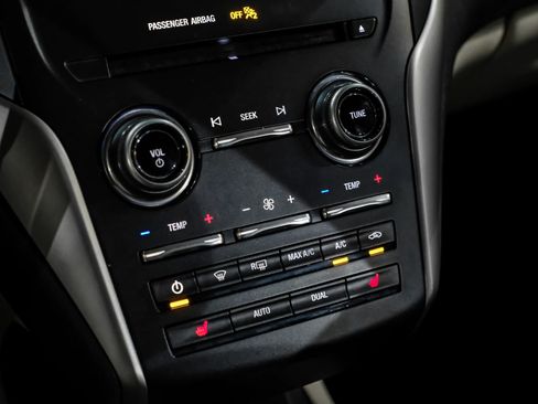 Used 2017 Lincoln MKC Select w/ Select Plus Package FWD image 27