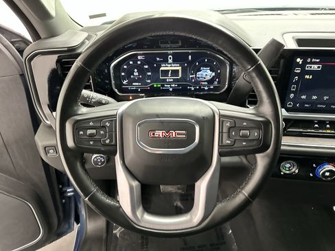 Used 2024 GMC Sierra 1500 SLT image 28