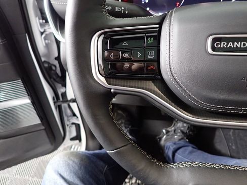 New 2026 Jeep Grand Wagoneer Summit AWD/4WD image 31