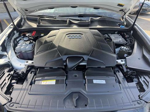 Used 2021 Audi Q8 Prestige w/ Prestige Package image 46