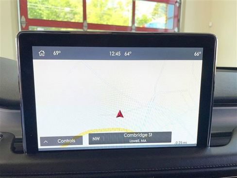 Used 2023 Lincoln Aviator AWD image 17