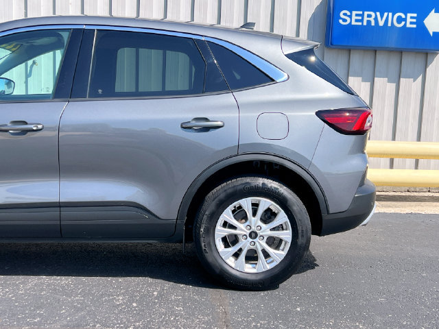 Used 2023 Ford Escape Active w/ Tech Pack #2 AWD/4WD image 29
