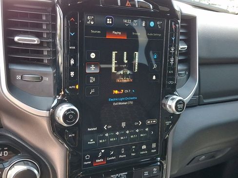 Used 2023 RAM 1500 Big Horn AWD/4WD image 28