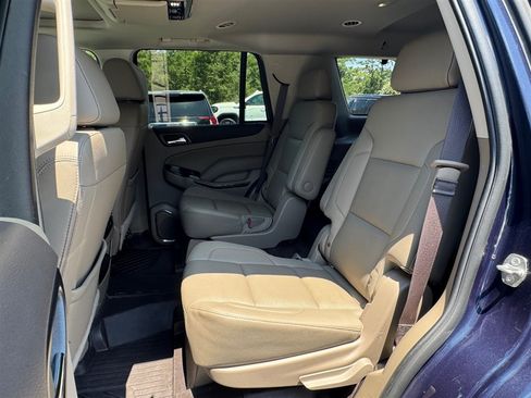 Used 2019 GMC Yukon SLT w/ Premium Edition AWD/4WD image 19