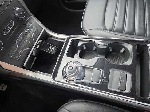 Used 2020 Ford Edge SEL w/ Convenience Package AWD/4WD image 25