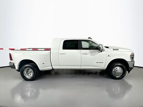 New 2026 RAM 3500 Longhorn w/ Towing Technology Group image 8
