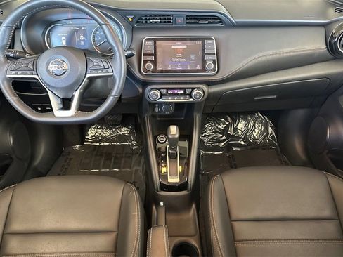 Used 2020 Nissan Kicks SR w/ SR Premium Package image 10