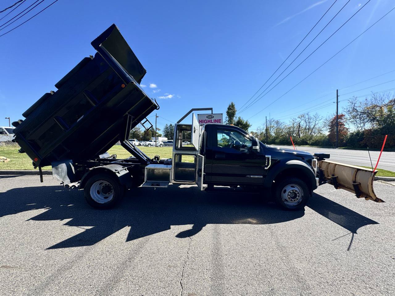 Used 2018 Ford F550 4x4 Regular Cab Super Duty image 4