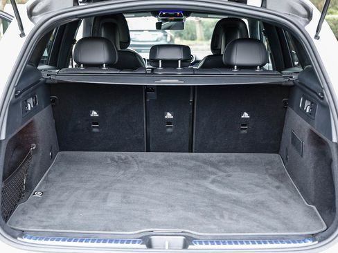 Certified 2025 Mercedes-Benz GLC 300 image 25