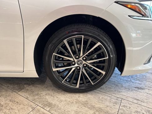 New 2025 Lexus ES 350 w/ Premium Package image 50